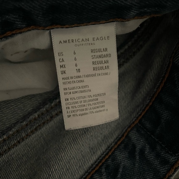 American Eagle Mom Jean - Picture 2 of 5